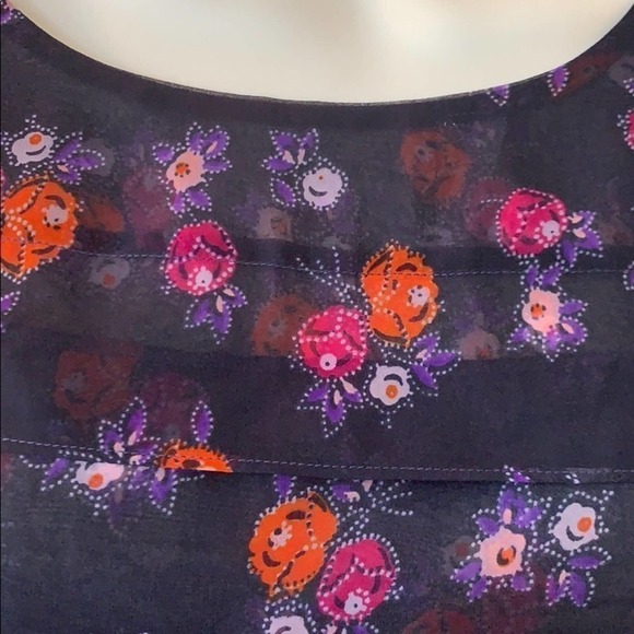 Semi-Sheer Navy Top - Picture 4 of 5